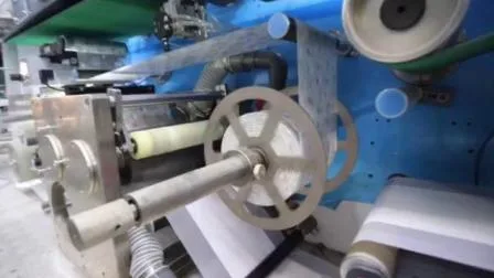 Precio de máquina de fabricación de pañales de papel para niños I y T desechables completamente automáticos de China de calidad superior